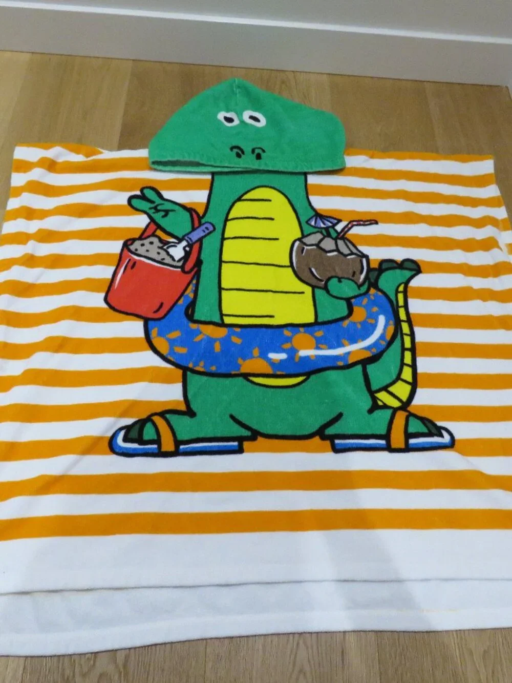 STELLA MCCARTNEY KIDS Cotton Alligator Hooded Towel Beach Whimsical Summer Vacay